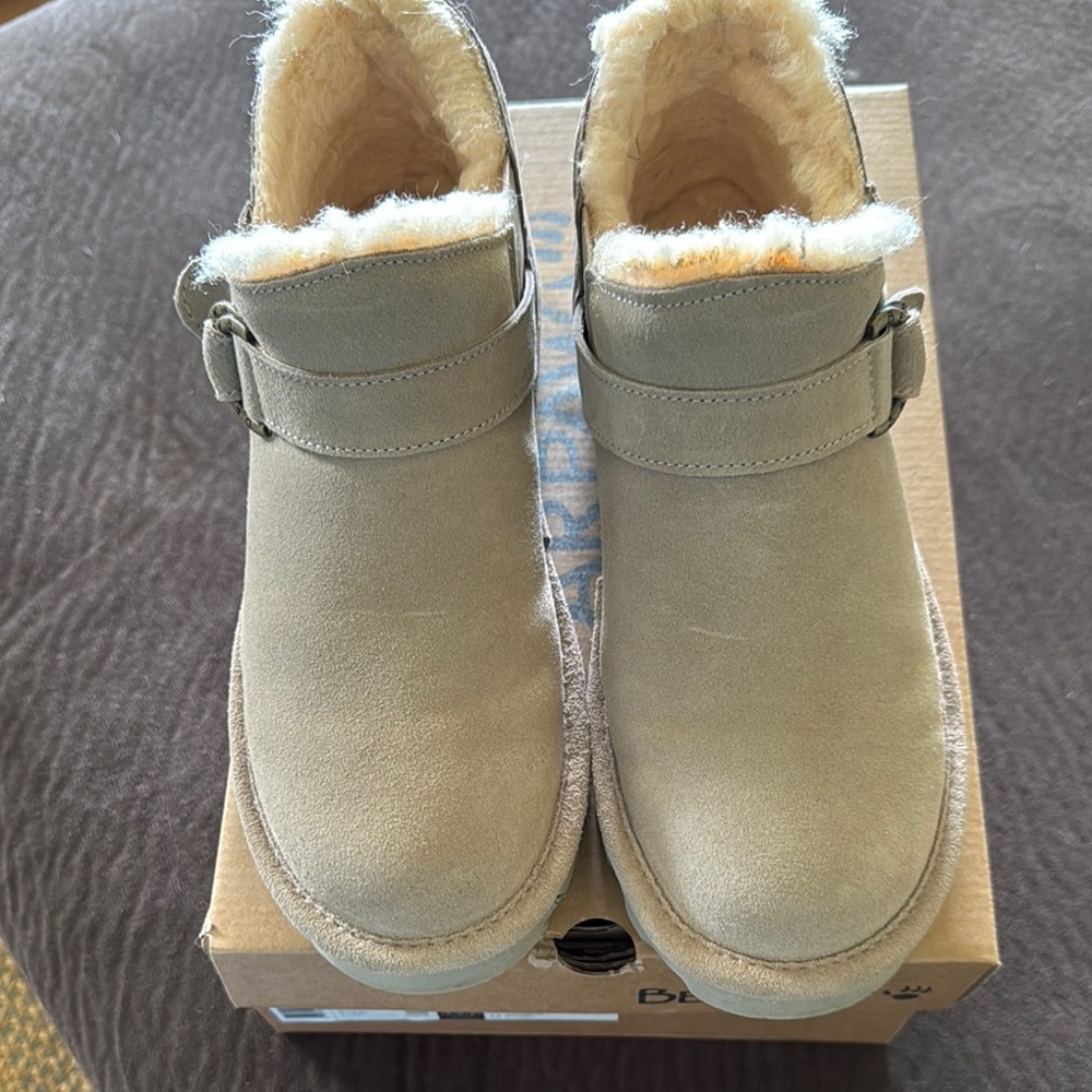 Women’s Bearpaw boots